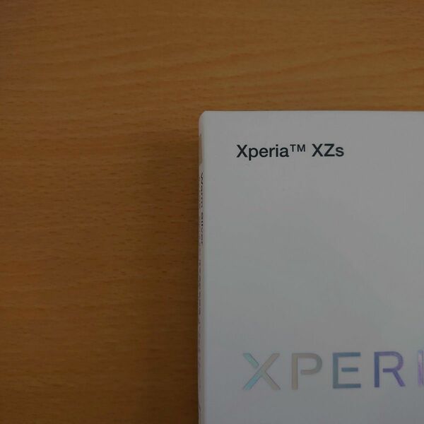 Xperia XZs (Warm Silver) ソフトバンク版 602SO【ジャンク品】