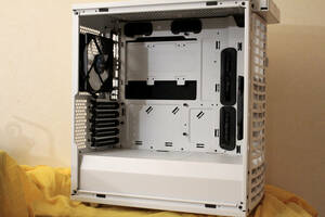 Fractal Design Define Mini C 希少な白 microATX Mini-ITX