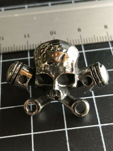  number bolt * Cross bo-n* skull * piston * connecting rod 