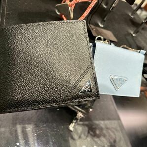 プラダ PRADA★財布 GRAIN 二つ折り 2mo738 ★グレインレザー★ブラック★ 三角ロゴ　シルバー金具★新品未使用