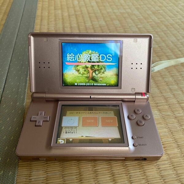 Nintendo DS Lite 美品　ソフト３つ付き