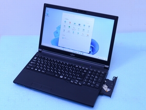 2021年出荷 FMV A5511/GW i5-1135G7 メモリ16GB SSD256GB WiFi6 DVD カメラ Win11 LIFEBOOK 富士通 管理A17