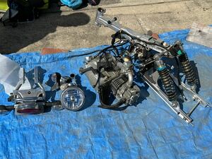 制作途中kitバイク 125cc 中華製 モンキー アメリカン ダックス