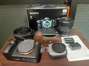 美品　SONY ソニー A7ll ILCE-7M2 付属品多数 シャッター回数低い　すぐ使える a7II α7Ⅱ