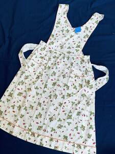 * tag attaching new goods [WEDGWOOD] dress apron ( blue ming middle west * made in Japan )*