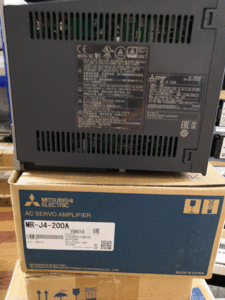 新品　MITSUBISHI/三菱 MR-J4-200A サーボアンプ　 【６ヶ月保証】