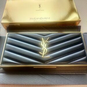 未使用 新品 YSL クチュールカラークラッチ5 イヴサンローラン