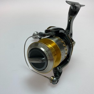 §§ SHIMANO シマノ スピニングリール 04ステラ3000バサートノブ交換済み、純正ノブ有 01846 傷や汚れあり