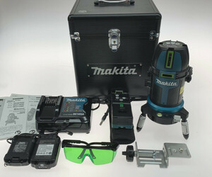 ** MAKITA Makita Laser ... контейнер SK507GD заметная царапина . загрязнения нет 