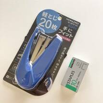 コクヨ 『 軽とじ 20枚 ラッチキス 』ステープラー KOKUYO handy stapler SL-M72-50 ホッチキス ホチキス ステープル_画像1