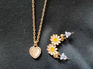 新品★ファッションネックレス＆ピアス2点セット ネックレス ペンダント ゴールド アクセサリー