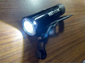 美品 CATEYE 100ルーメン 充電式ヘッドライト USB充電式 VOLT100XC HL-EL051RC