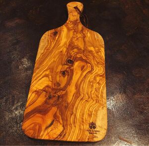 【Arte Legno】オリーブカッティングボード　ペンティ　ハンドメイド　made in Italy 美しい木目 天然木