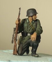 タミヤ 1/35MM ドイツ国防軍兵士1体【32】組立て塗装済み完成品 TAMIYA 1:35 WW2 German Wehrmacht Soldier, build and Painted finished._画像6