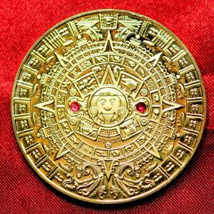 maya writing Akira calendar CZ diamond attaching gold coin memory medal beautiful goods medal gold Gold 24KGP coin 