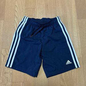 アディダス　3本ライン　ハーフパンツ　130サイズ　ネイビー adidas ショートパンツ