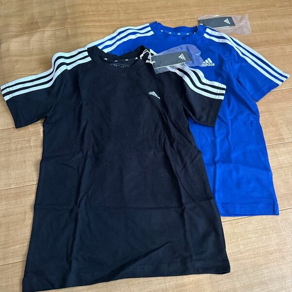 新品タグ付き　adidas Tシャツ２枚セット　シンプル