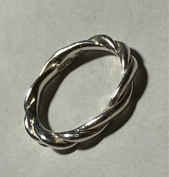 シルバーツイストリング　サイズ約13号　リング幅約3ミリ silver ring