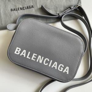 【未使用級★保存袋付き】BALENCIAGA バレンシアガ VILLE ヴィル カメラバッグ XS ショルダーバッグ クロスボディ グレー 558171