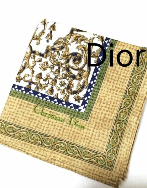 【新品未使用】Christian Dior クリスチャン・ディオール　ハンカチ　ロゴ刺繍　高級ブランド