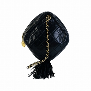 CHANEL シャネル マトラッセ フリンジ ラムスキン ショルダーバッグ ブラック A-2388