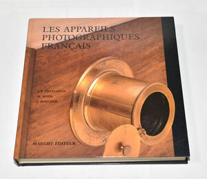 LES APPAREILS PHOTOGRAPHIQUES FRANCAIS　フランスカメラの書籍　FRANCE