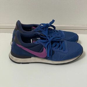 NIKE WMNS INTERNATIONALIST ナイキ