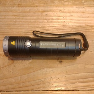 LEDLENSER MT6 LED light flashlight secondhand goods 