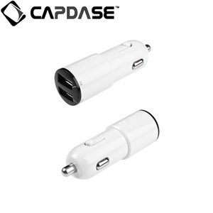 即決・送料込)【iPadとiPhoneに同時に充電が可能な車載用充電器】CAPDASE USB Car Charger AmpoT2 White