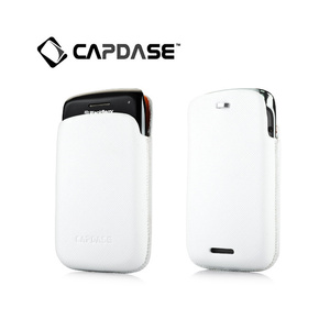 即決・送料込)【ポケットタイプケース】CAPDASE BlackBerry Bold 9790 Smart Pocket Luxe, White/Orange