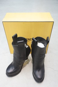 美品 正規 FENDI フェンディ YETI ICE HEEL WALKER BOOTIE アイス ヒール サイド ジップ ブーツ レザー ハイヒール 黒1226N