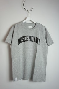 美品 20AW DESCENDANT ディセンダント TEAM SS TEE チーム アーチ ロゴ プリント 半袖 Tシャツ カットソー 灰 サイズ3 本物 201O