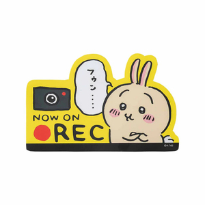 ちいかわ　エンジョイドライブ！　カーマグネット　うさぎ　REC