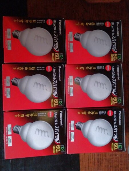 Panasonic LEDでんき LED電球　 電球色　パルックボールスパイラル60型 12W EFG15EL/12