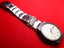 ■♪価格高騰! 資産価値！ 稼働 電池新品 メンズ ビンテージ 高級超レア！ SEIKO セイコー キングツインクオーツ デイデート 9923-8050_画像6