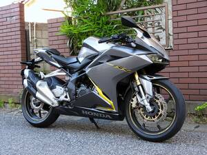 動画有り!!☆★CBR 250 RR 安心のABSモデル!!走行8,600km!!popularの250ccフルカウルスーパースポーツ!!通勤,通学,普段の足代わりにもおススメ