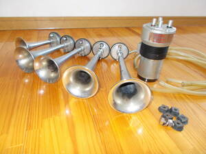 MUSIC 5 ream music horn LA CUCARACHA (la color tea ) metal trumpet FISA iron trumpet air horn old car association hot-rodder 