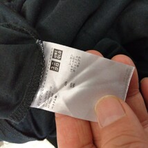 ユニクロレディース　XLサイズ　ブラック Tシャツ　　　5/15 半袖 黒_画像6