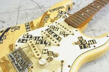 J057-S28-4118 FENDER フェンダー STRATOCASTER ストラトキャスター エレキ ギター 現状品③＠_画像3