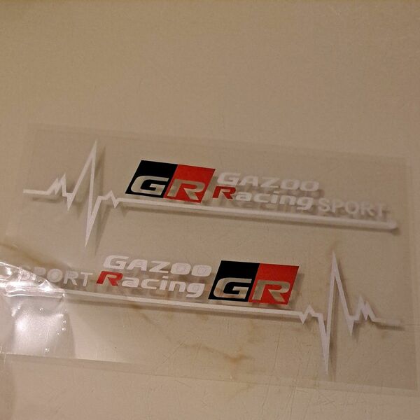 訳あり　GR GAZOO RACING　カッティングステッカー　シルバー　2枚