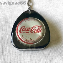 60年代 フレンチキーホルダー CocaCola コカ・コーラ 王冠 瓶 蓋 ★ 60s フランス vintage 昭和レトロ ノベルティ アンティーク ブルボン_画像1