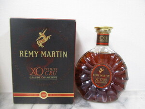 H662　古酒　レミーマルタン XO プルミエ クリュ REMY MARTIN PREMIER CRU　コニャック ブランデー 箱付　700ml　40％