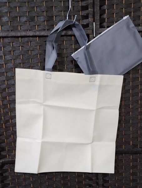 「同梱0円」不織布 エコトート ポーチ付き ※