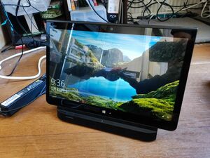 ARROWS Tab Q775K （13.3インチ　大画面タブレットPC）