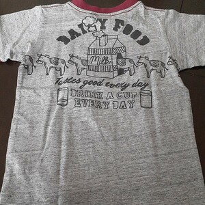 Tシャツ半袖Tシャツ120 キッズ　グレー　男女可能　男の子　女の子　新品未使用　ブリーズ　MILK　牛柄　リブカラーエンジ　エフオーキッズ