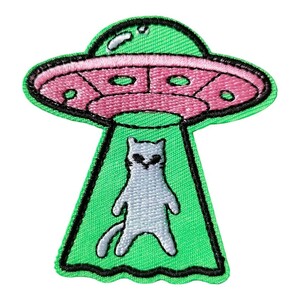 U-14【 アイロンワッペン 】 刺繍ワッペン アップリケ リメイク 猫 ネコ cat キャット UFO ユーフォー 未確認飛行物体 アイロンワッペン
