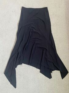個性的なデザイン MNG マーメイドスカート ブラック 熱帯魚のようなひらひらフレア 無地 普段着 ダンス衣装 膝丈スカート ストレッチ素材