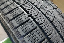 中古タイヤ BRIDGESTONE BLIZZAK VRX2 215/50R17 91Q イプサム プリウスα ウイッシュ ステージア リーフ アテンザ A398_画像5