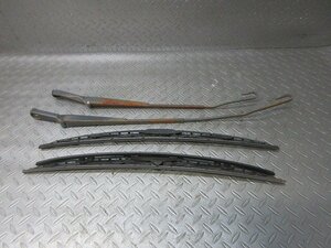 24* New Beetle 9CAQY* front wiper arm *702