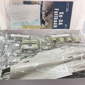 キティホーク 1/48 ロシア空軍 スホーイ Su-34 フルバック KH80141 ※別売フルバックランディングギア付 プラモ 同梱OK 1円スタート★Sの画像3